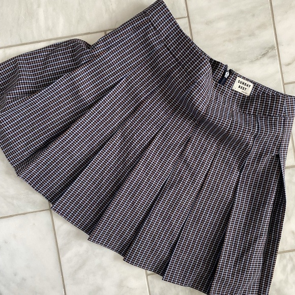 Short pleated skirt - Picture 2 of 2